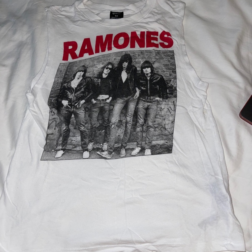 Sleeveless white Ramones t-shirt